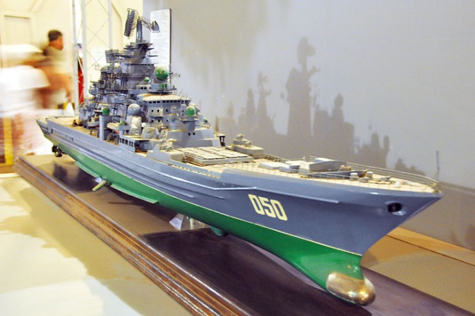 Модель тяжелого атомного ракетного крейсера пр. 1144.2 (Орлан) «Адмирал Нахимов»